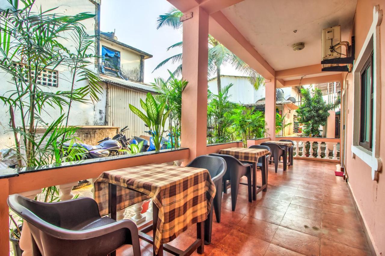 Stanleys Guest House Baga Exterior photo