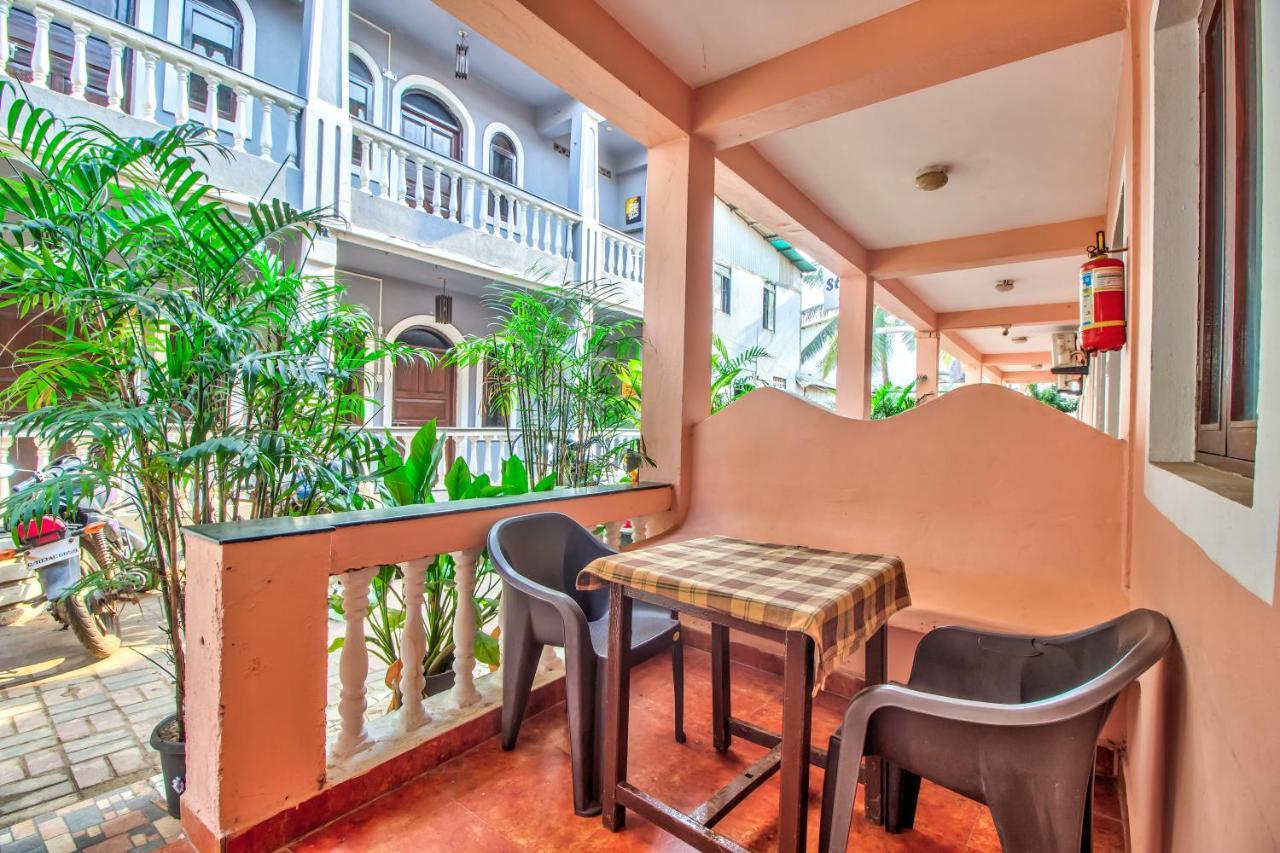 Stanleys Guest House Baga Exterior photo