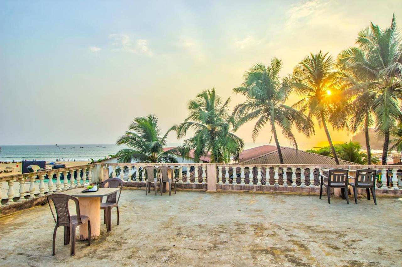 Stanleys Guest House Baga Exterior photo