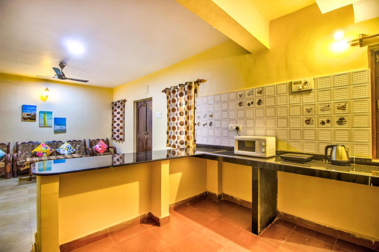 Stanleys Guest House Baga Exterior photo